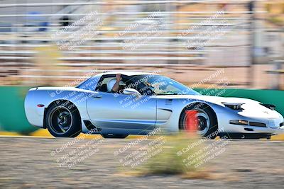 media/Oct-18-2025-Extreme Speed (Sat) [[d6d7e1fef1]]/Red-Green/